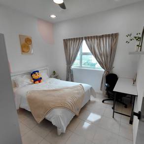 Master n Medium Room Walk 9min to LRT to OUG n Old Klang Road