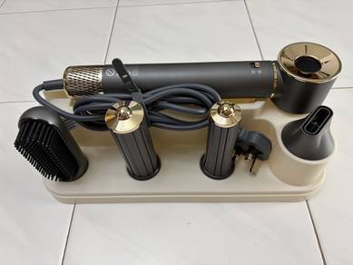 Hair dryer full set ( brand Jetzt)