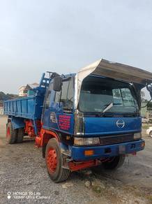 tipper/dump truck