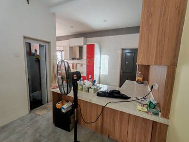 Double storey link house for sale at Bandar Saujana Putra