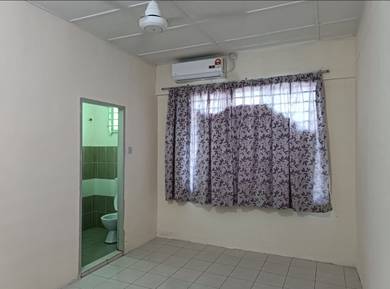 Rumah teres dua tingkat Taman Alam Mesra untuk disewa