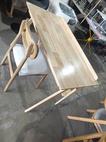 Set Meja Belajar Dengan Kerusi
