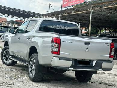 2020 Mitsubishi TRITON 2.4 VGT MS ORI CONDITION