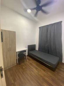 Available Room to Rent in Sentul