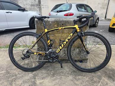 Gusto RCR Team Limited D20 Carbon Road Bike