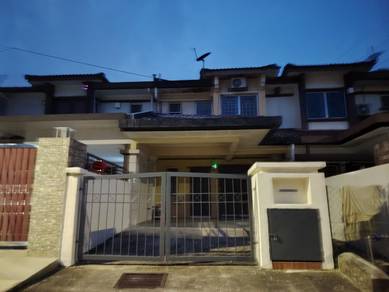 CHEAP * 2 Storey House Taman Puncak Jalil 4R2B Bukit Jalil Selangor