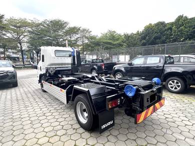 Isuzu Arm Roll - Roro Lorry 14ft 2026