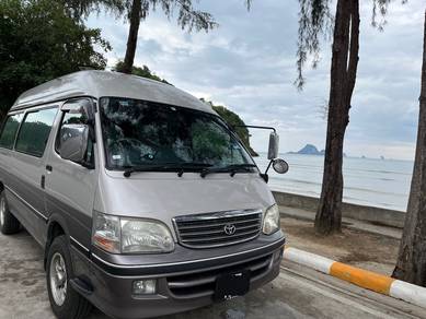 Toyota HIACE 3.0 LH112 (M)