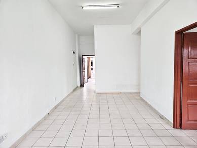 Palm Garden Apartment 3R2B Bandar Baru Near Aeon KPJ Klang