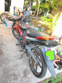 Motor LC Merah tip top condition untuk dijual