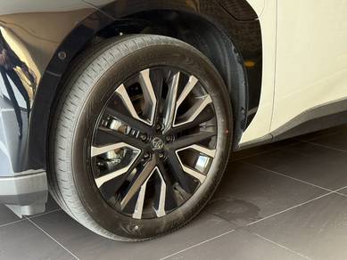 [JB Area Test Drive Unit] 2026 Toyota BZ4X