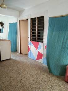 MURAH DAMAI APARTMENT, BANDAR SUNWAY For Sale