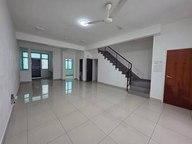 Mutiara Utama @ Mutiara Rini 2Storey with 4 Aircon Tabletop