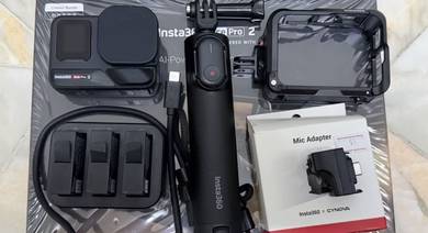 insta360 ace pro 2 free 128/256 GB card