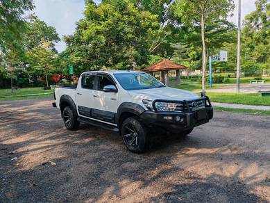2016 Toyota HILUX 2.4 G VNT (A) 4X4 MODIFIED