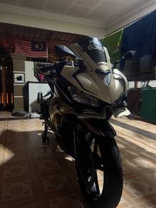 R25 untuk dilepaskan