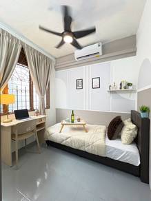 5 mins walk to LRT🚅 Premium Single Room🎊 Work from Home Friendly🏠