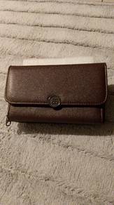 Elegant Handbags 