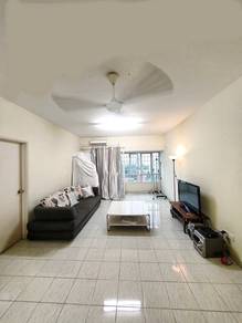 Suriamas Suites Apartment For Sale / Corner Lot / Larkin JB Town CIQ