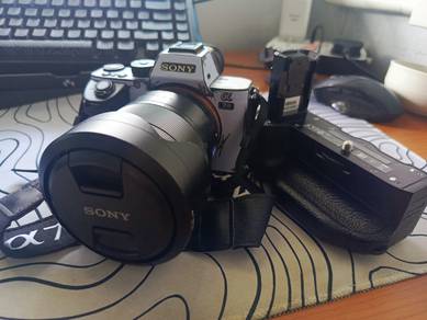 Sony A7RII Mirrorless Camera with FE 24-70mm Lens 