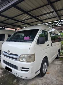 Toyota Hiace 
