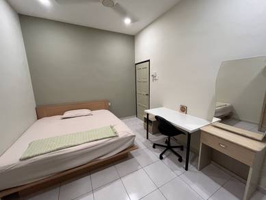 Room-for-rent-Permatang-Tinggi-Penang