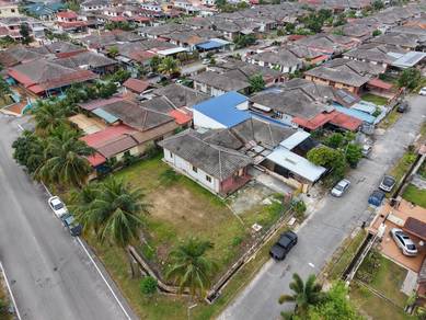Single Storey Semi-D Corner Lot