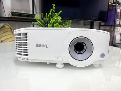 BenQ MX500 Projector (Free Projector Screen)