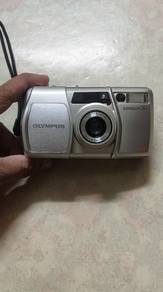 Olympus Superzoom 76s