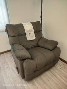 La-Z-Boy Reclina-Rocker Rocker Recliner Armchair