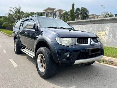 Mitsubishi TRITON 2.5 KB4TGJRXZR FACELIFT (A)