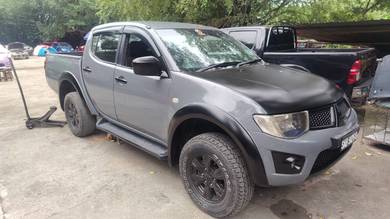 2011 Mitsubishi TRITON 2.5 KB4TGJRXZR FACELIFT (A)