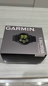 Garmin Vivoactive 5 smart watch
