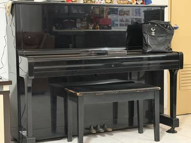 Used Yamaha Piano