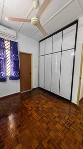 Permas 4 bedrooms terrace Partial Furnish