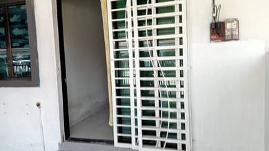 Rumah Teres untuk disewa