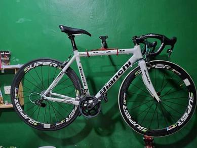 bianchi road bike for sale