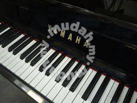 Yamaha Upright Piano U1E