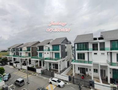 Triple storey - Houses for sale in Malaysia - Mudah.my