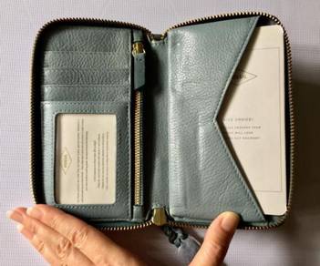 Fossil Caroline RFID Zip Around Wallet
