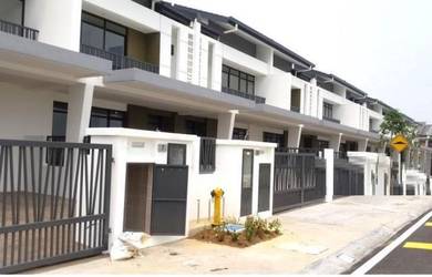 End Lot & Intermediate Double Storey Terrace Phase 4 M Residence 1