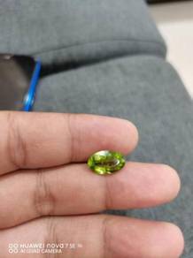 Permata peridot airkaca 3.5 carat