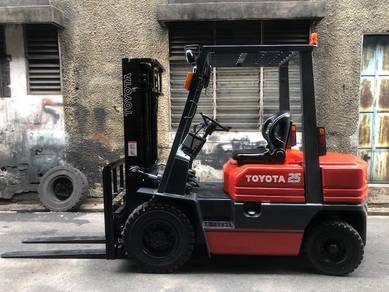 Japan Import 2.5 Ton TOYOTA Forklift 5 Series 5FG