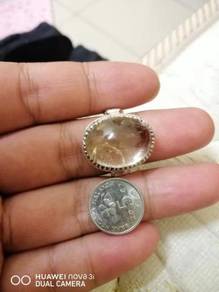 Cincin permata jarum emas batu dalam batu