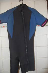 Wet suit for swimming & scuba