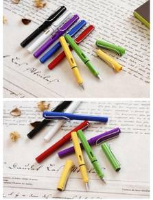 Elegant Fountain pen, white color