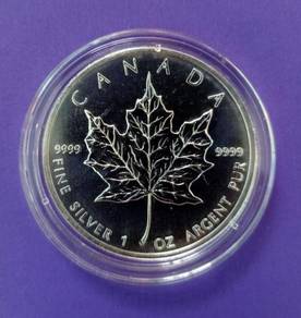 2012 Canada 1 Oz 5 dollars fine silver coin