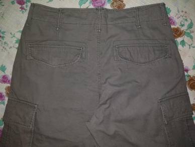 H&M cargo pants 30x42 army jeans - levis