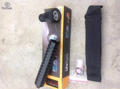 Flashlight (dive light)