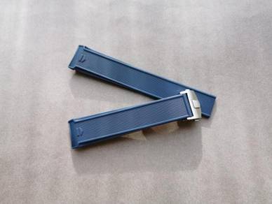 TAG HEUER 21mm AQUARACER Blue Rubber Watch Strap